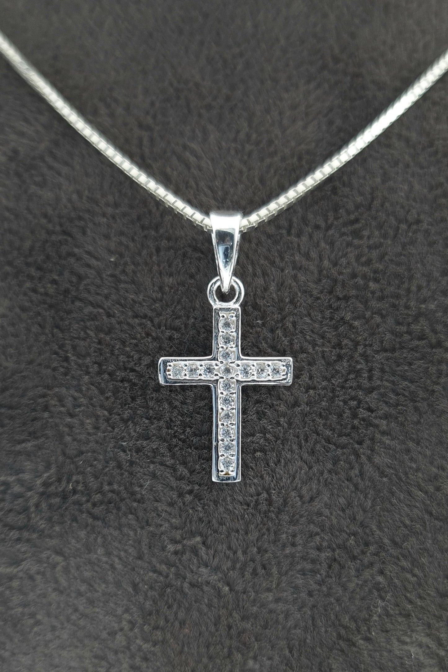 Halskette Kreuz