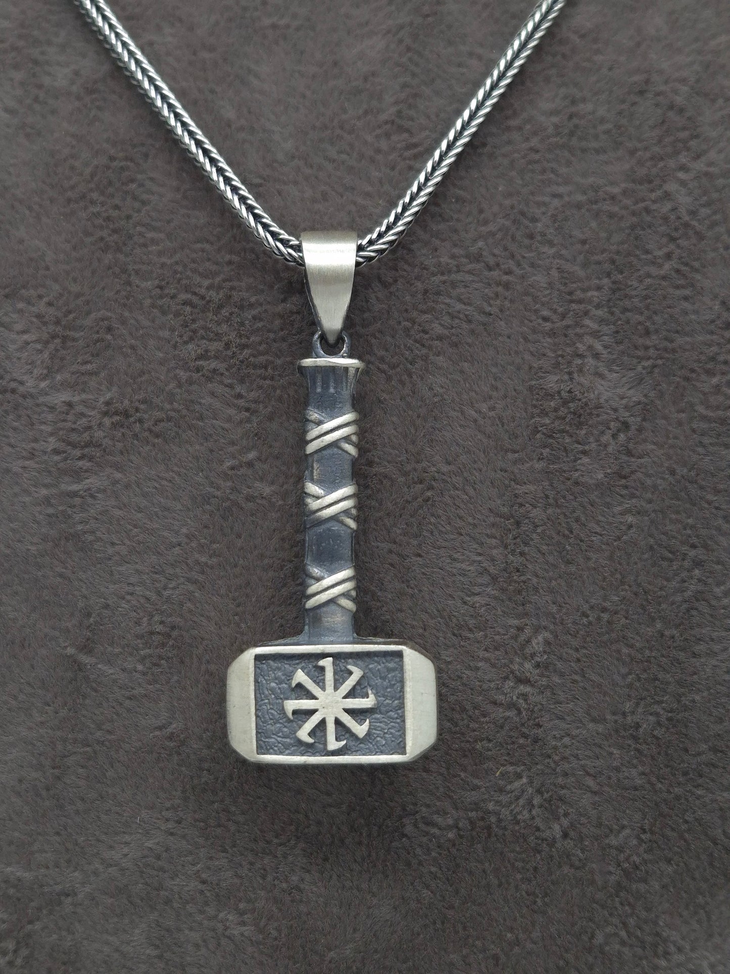 Silber Fuchsschwanzkette Wikinger-Hammer