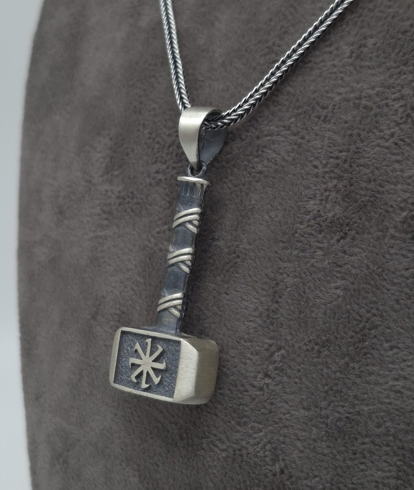 Silber Fuchsschwanzkette Wikinger-Hammer