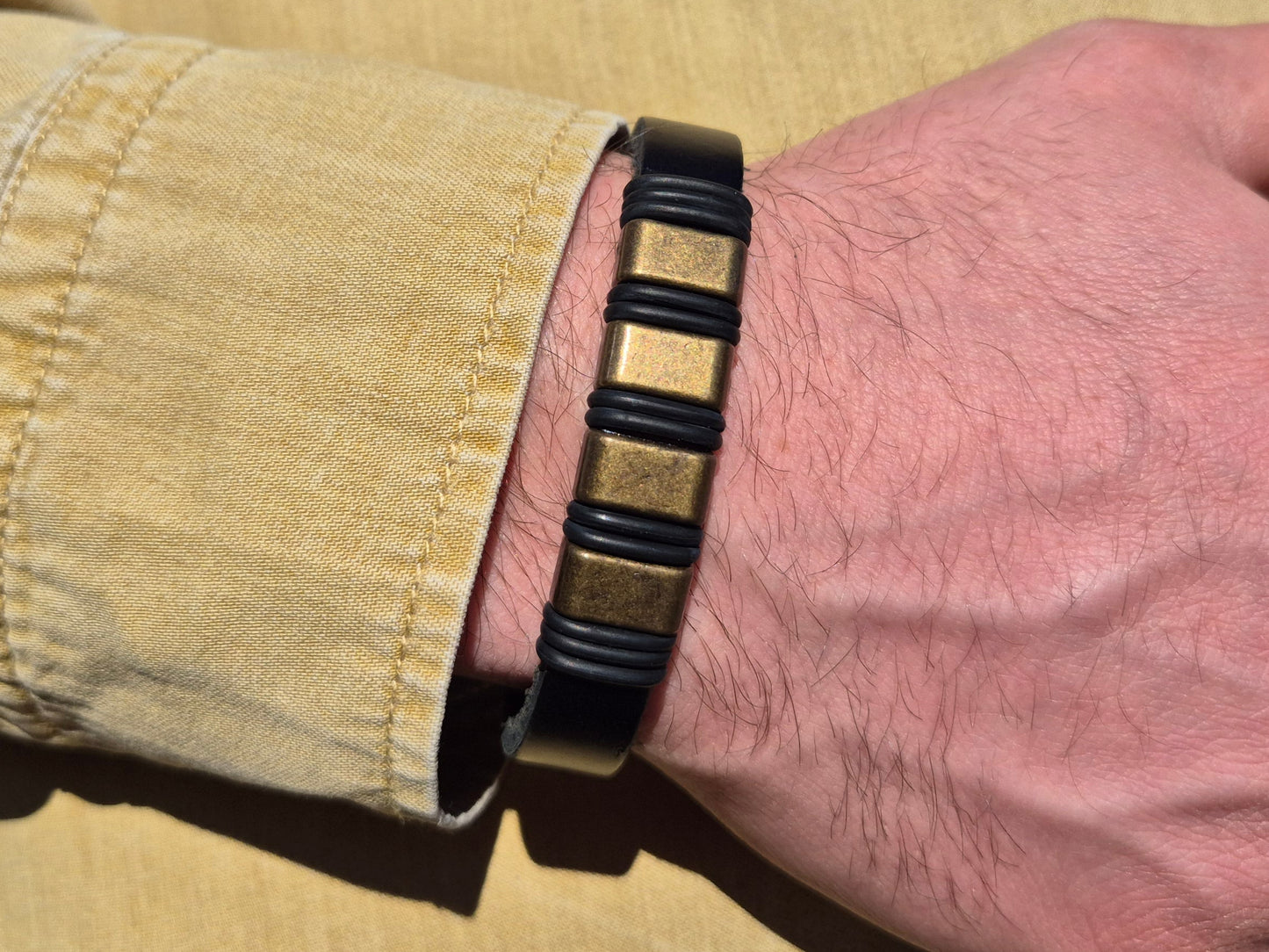 Lederarmband Schwarz Metallelemente