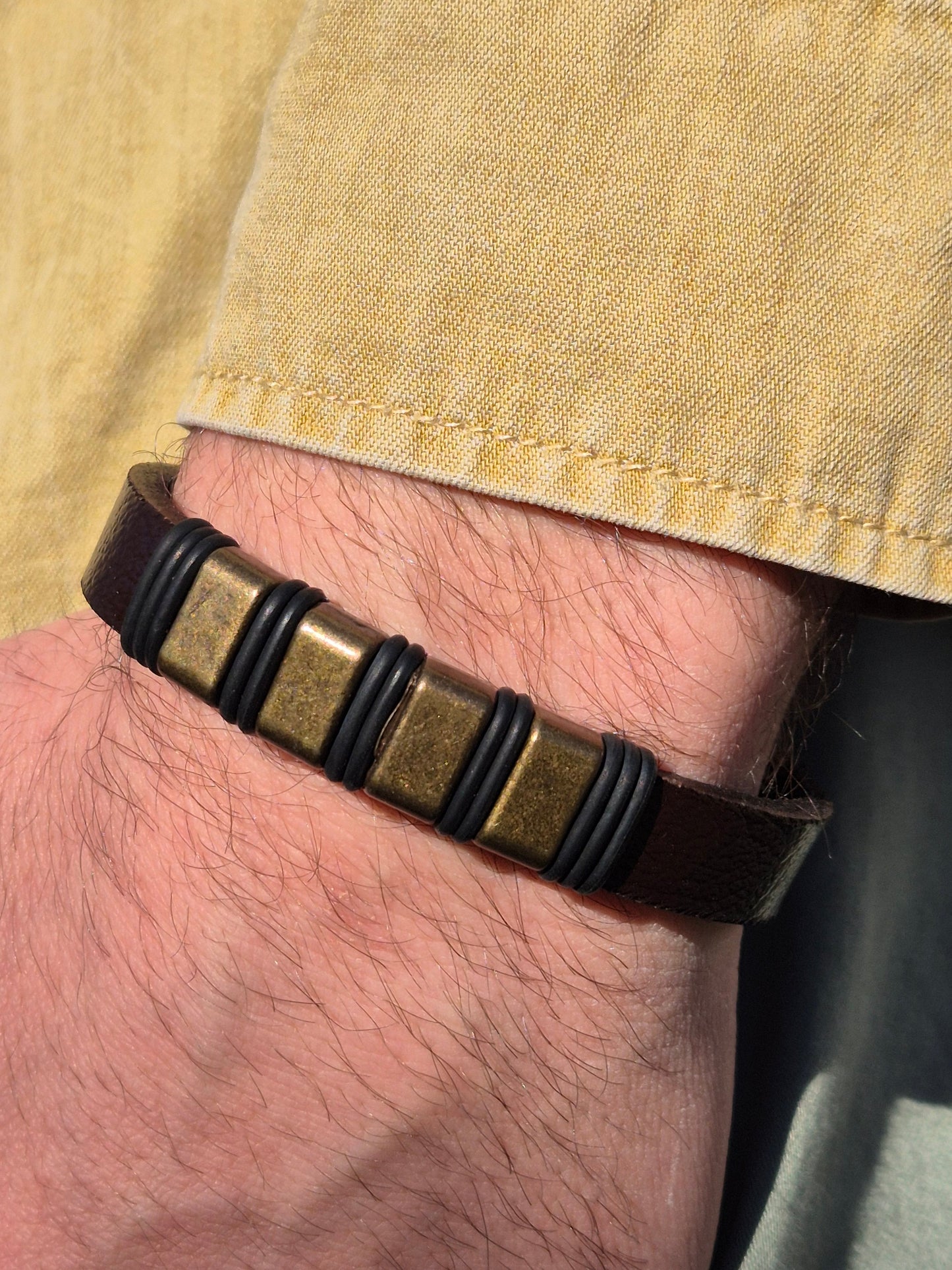 Lederarmband Dunkelbraun Metallelemente