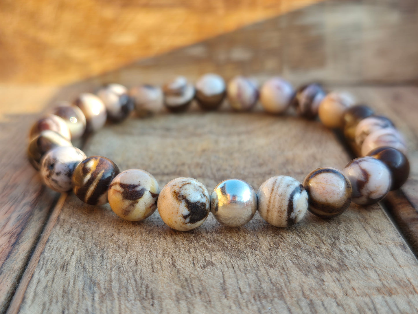 Nahle® 8mm Naturstein-Armband Milk-Jaspis mit 925 Silberperle