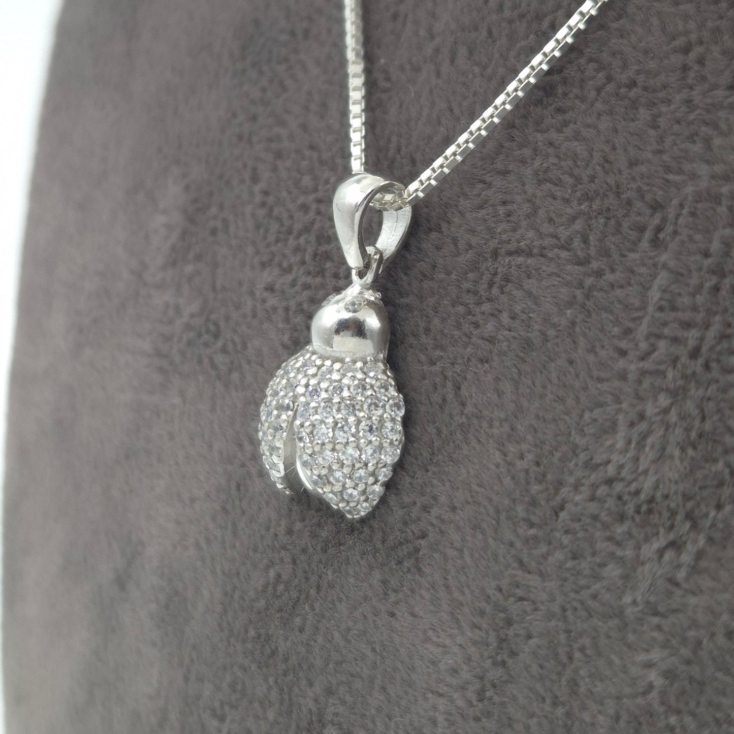 Silber Halskette mit 925 Silber Marienkäferanhänger