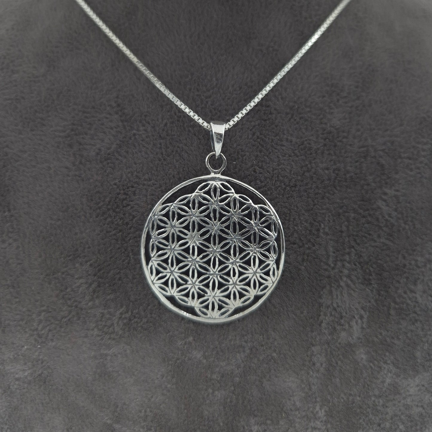 Silber Halskette mit 925 Silber Blumenahänger