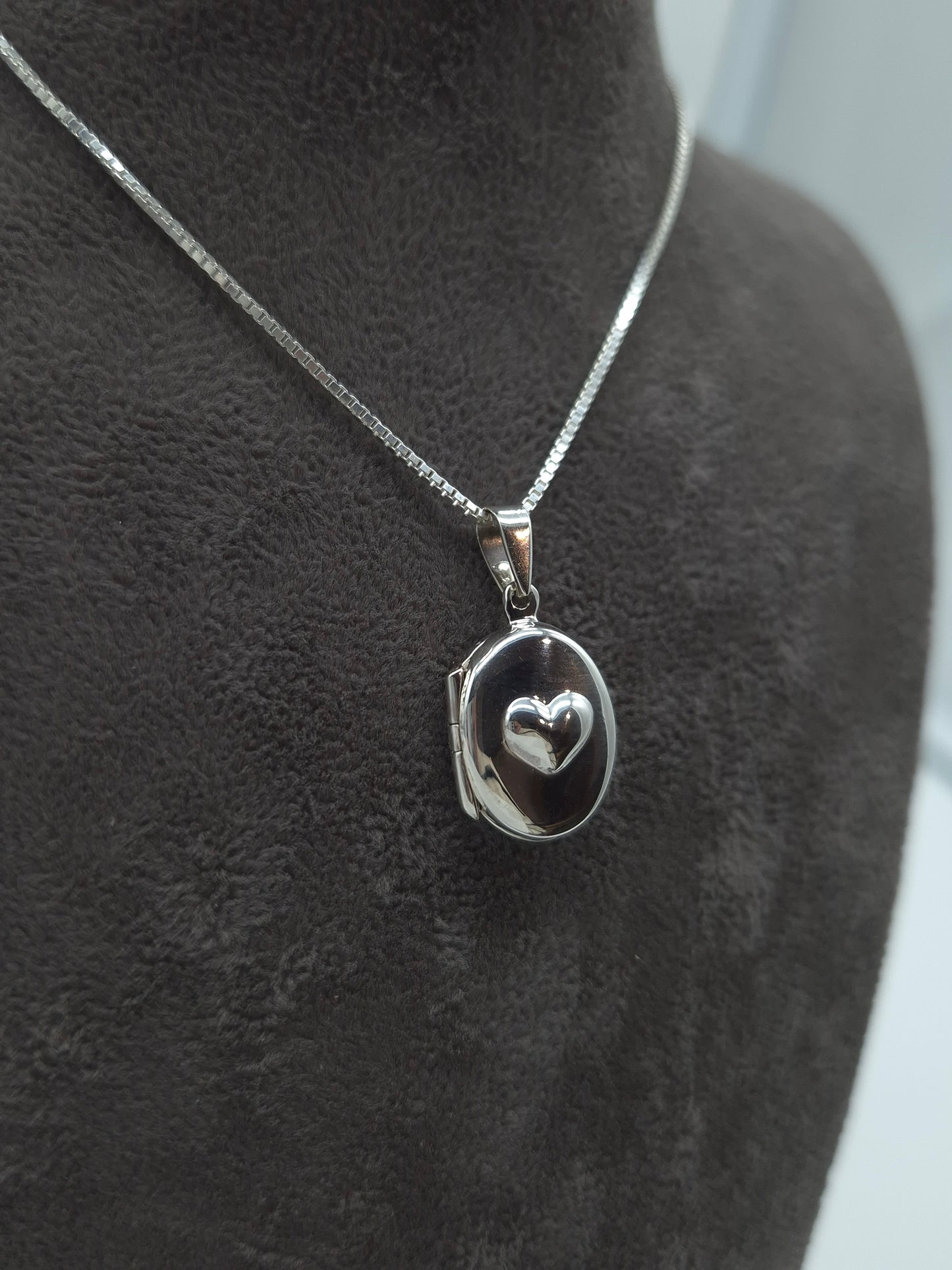 Silber Halskette mit 925 Silber Herzmedaillon