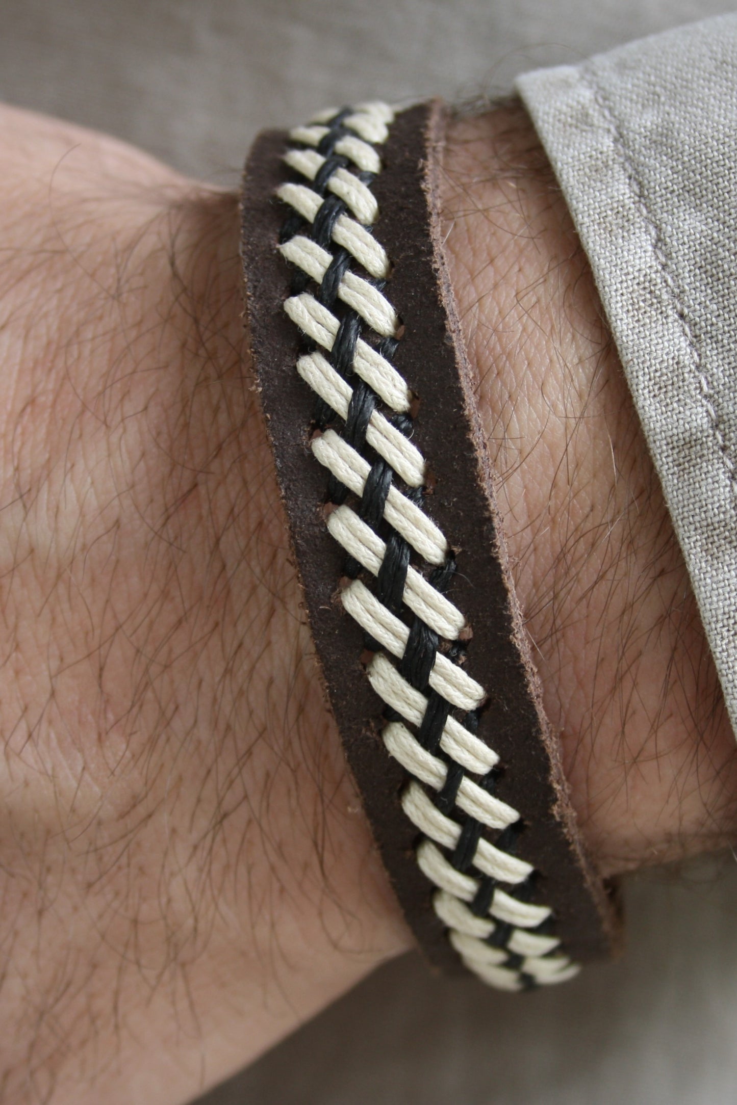 Lederarmband Dunkelbraun geflochten