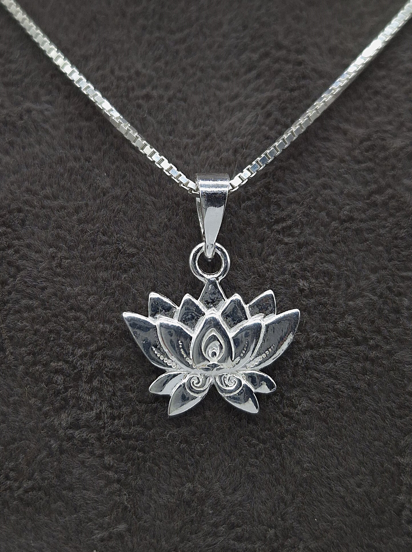 Silber Halskette 925 Wasserlilie Anhänger