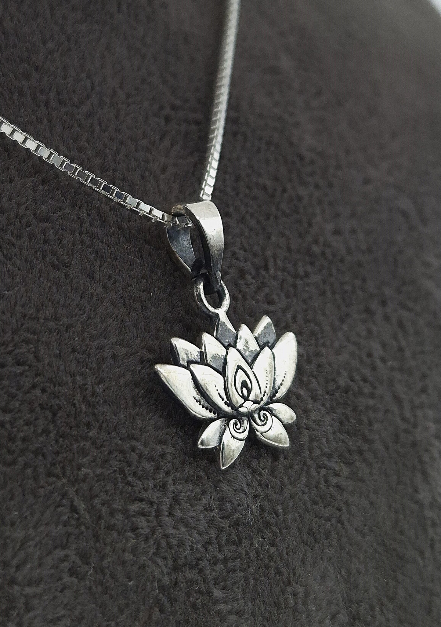 Silber Halskette 925 Wasserlilie Anhänger