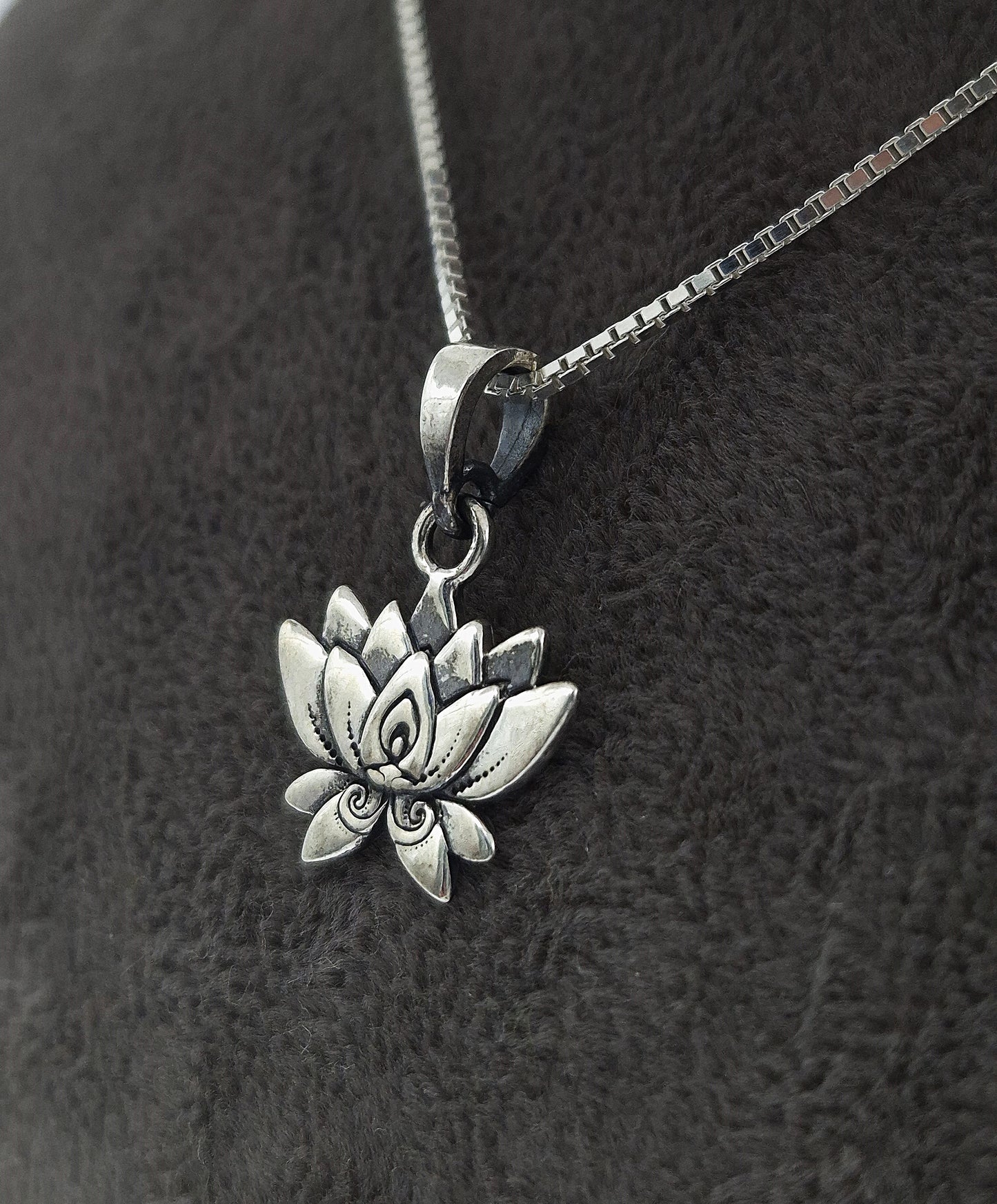 Silber Halskette 925 Wasserlilie Anhänger