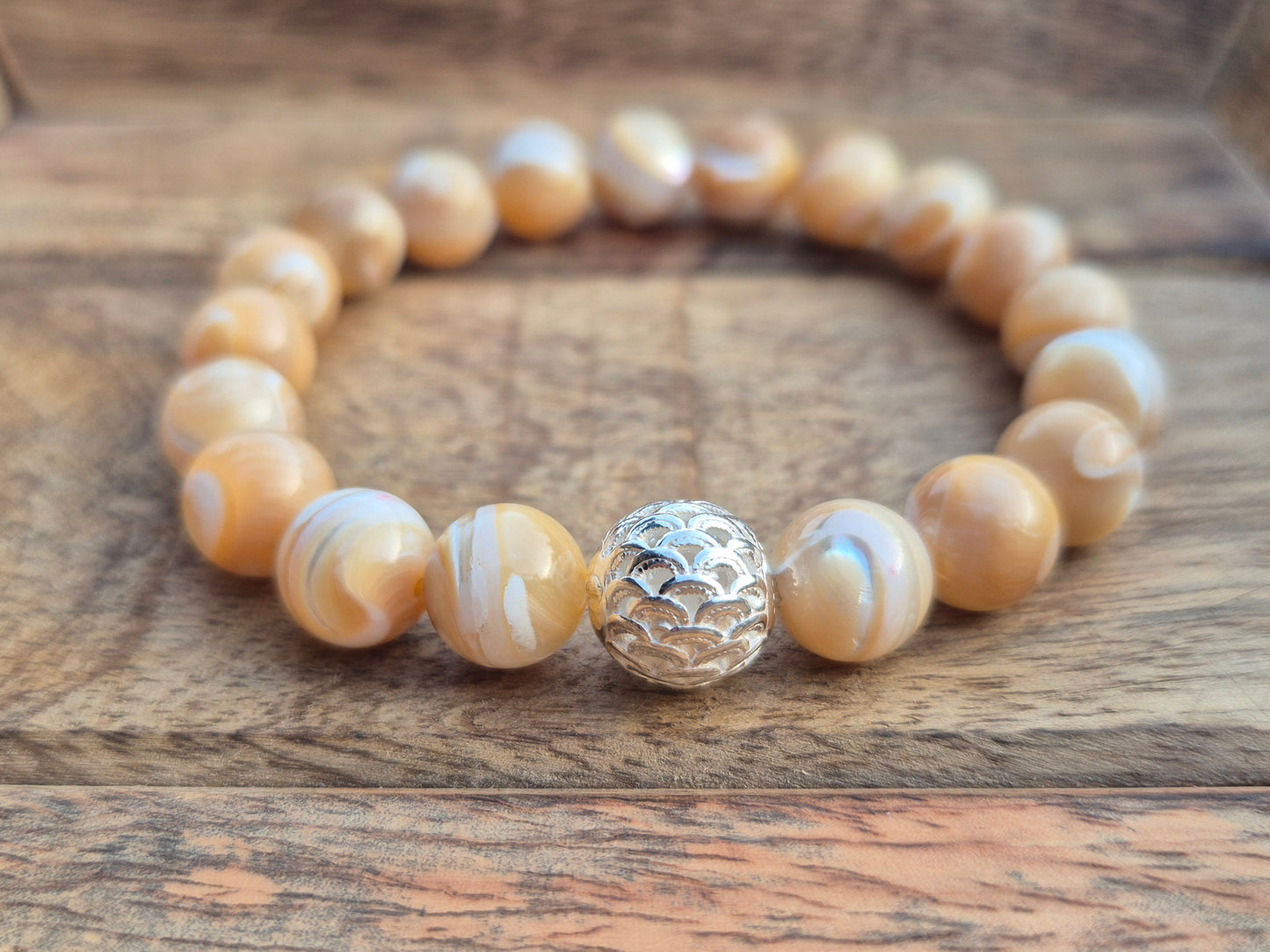 Nahle® 10mm Naturstein-Armband Perlmutt Naturstein mit 925 Silberperle