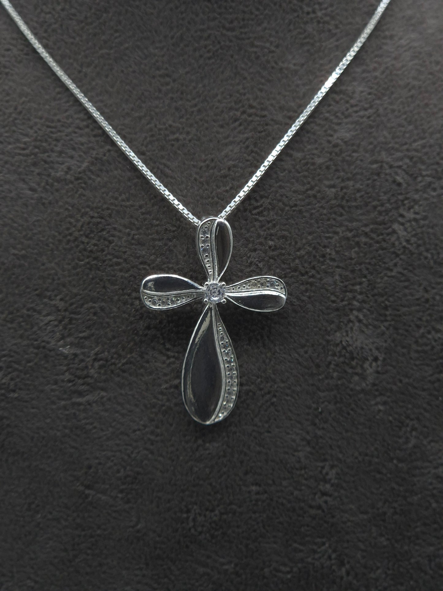 Silber Panzerkette oder Venezianerkette 925 geschwungenes Kreuz