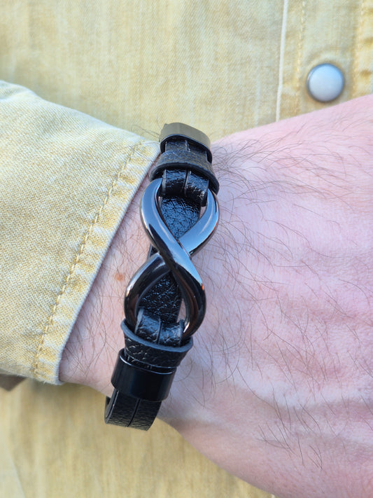 Lederarmband mit Verlängerungsglied Infinity