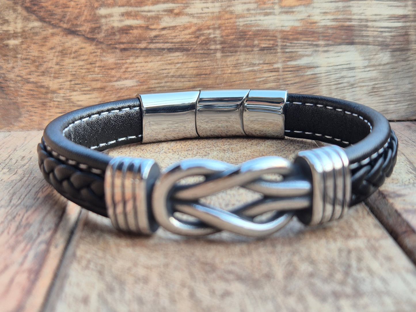 Lederarmband mit Verlängerungsglied Infinity