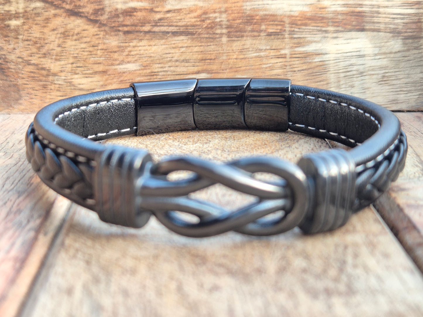 Lederarmband mit Verlängerungsglied Infinity