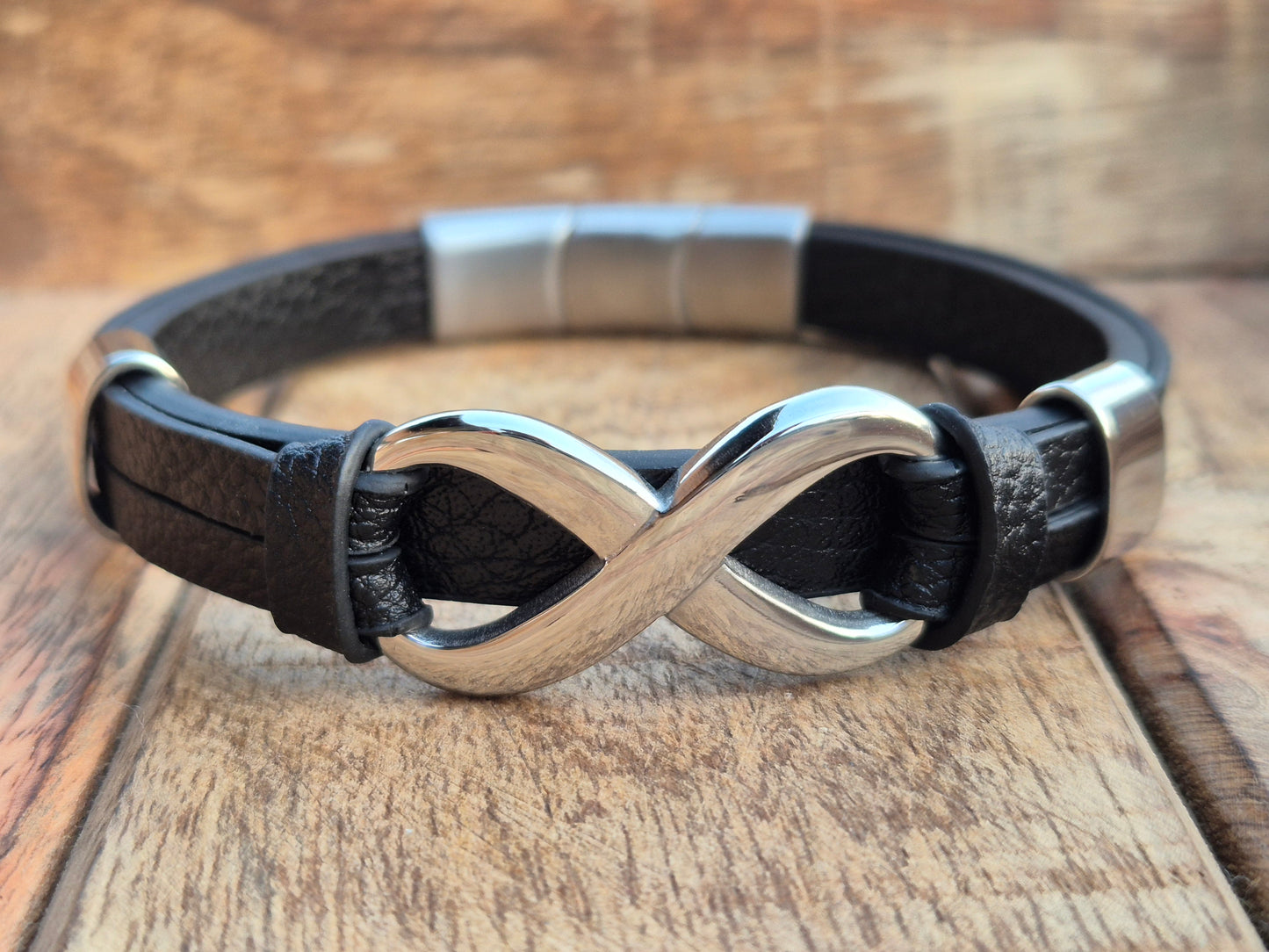 Lederarmband mit Verlängerungsglied Infinity