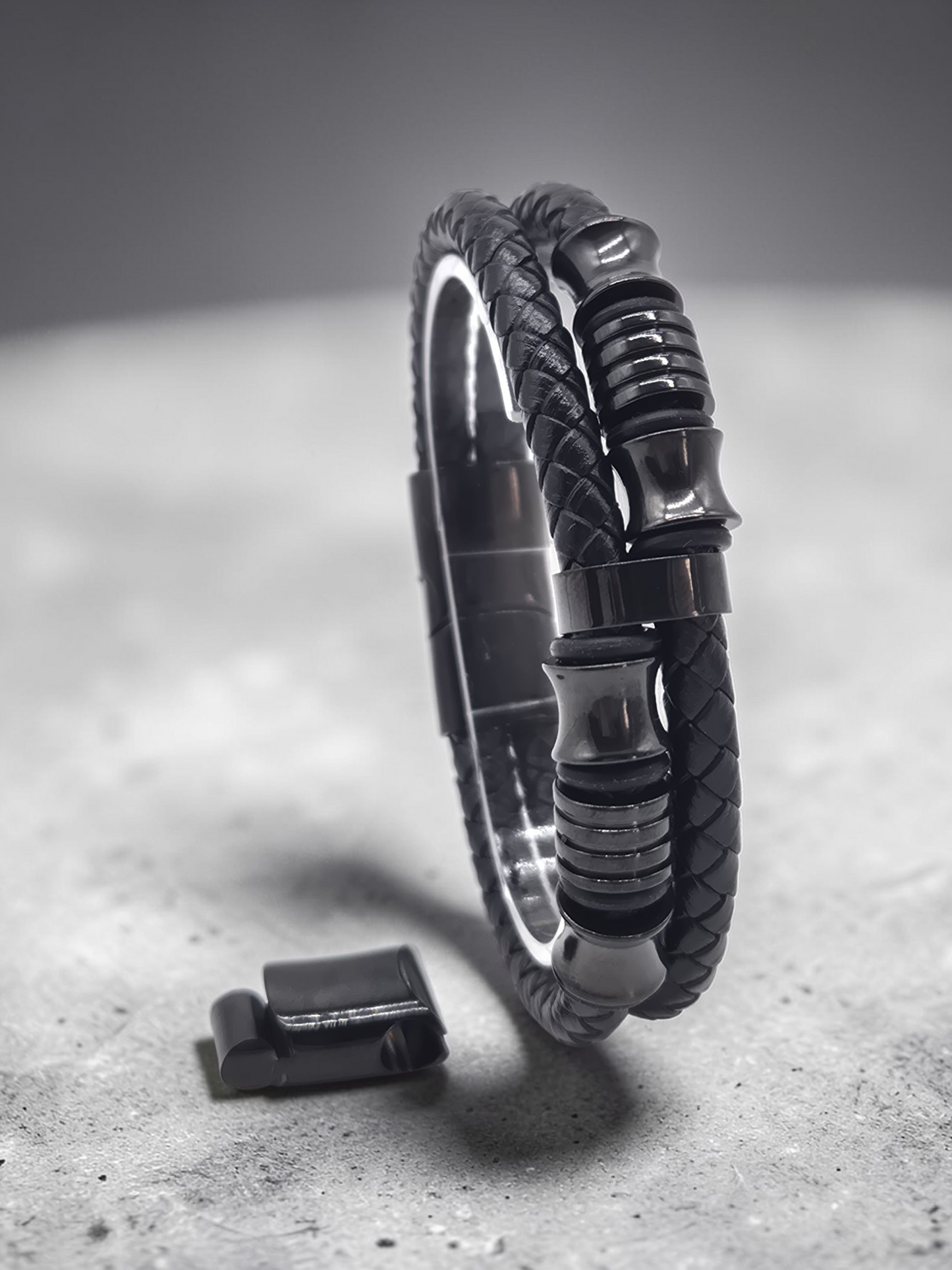 Lederarmband mit Verlängerungsglied Xyro in Schwarz und Silber