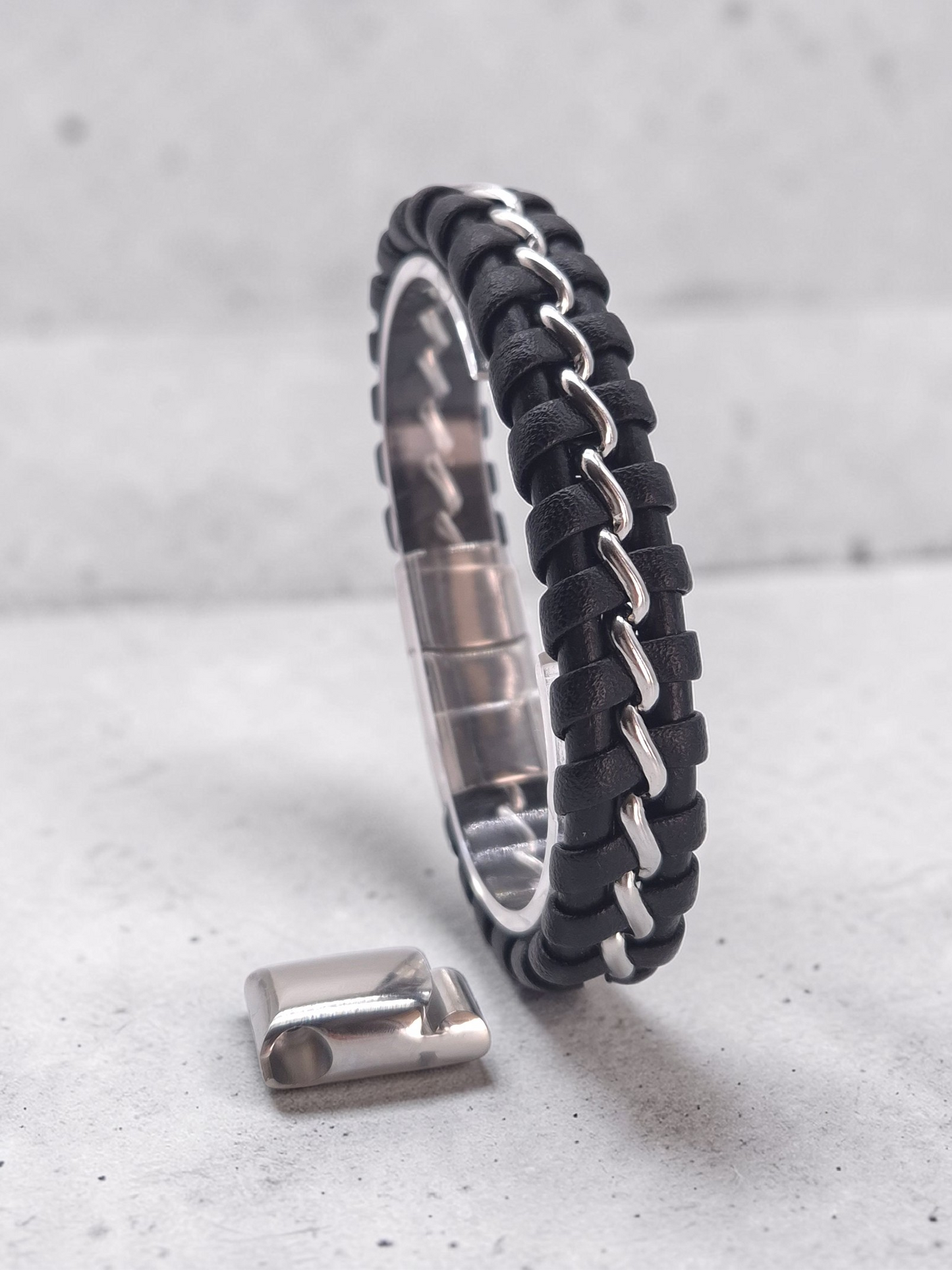 Lederarmband mit Verlängerungsglied Nexor in Schwarz-Silber-Gold