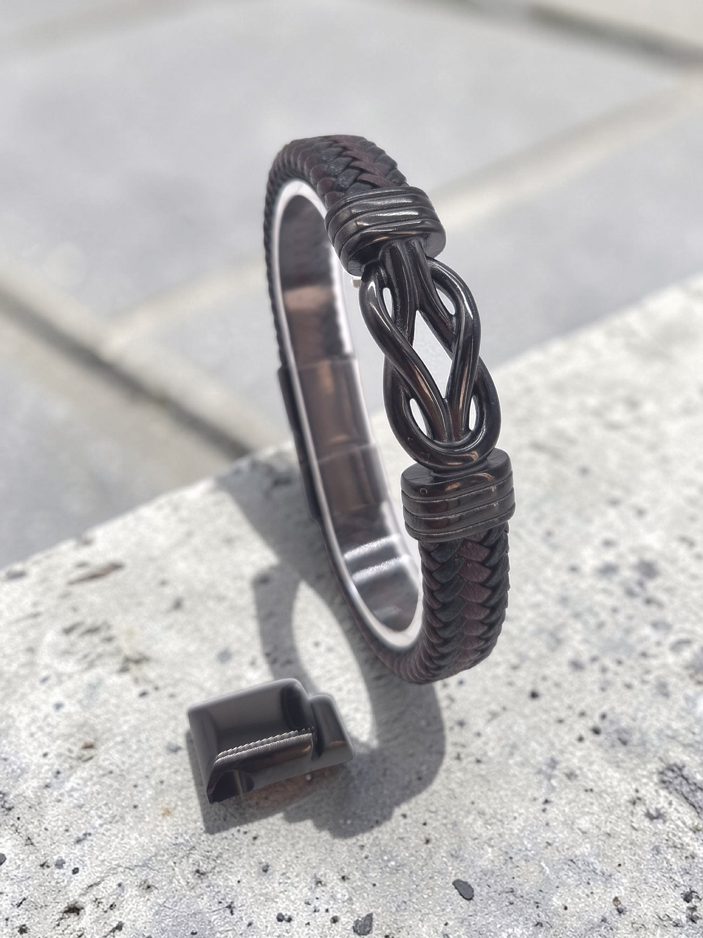 Lederarmband mit Verlängerungsglied Infinity in Schwarz-Silber-Schwarz/Braun