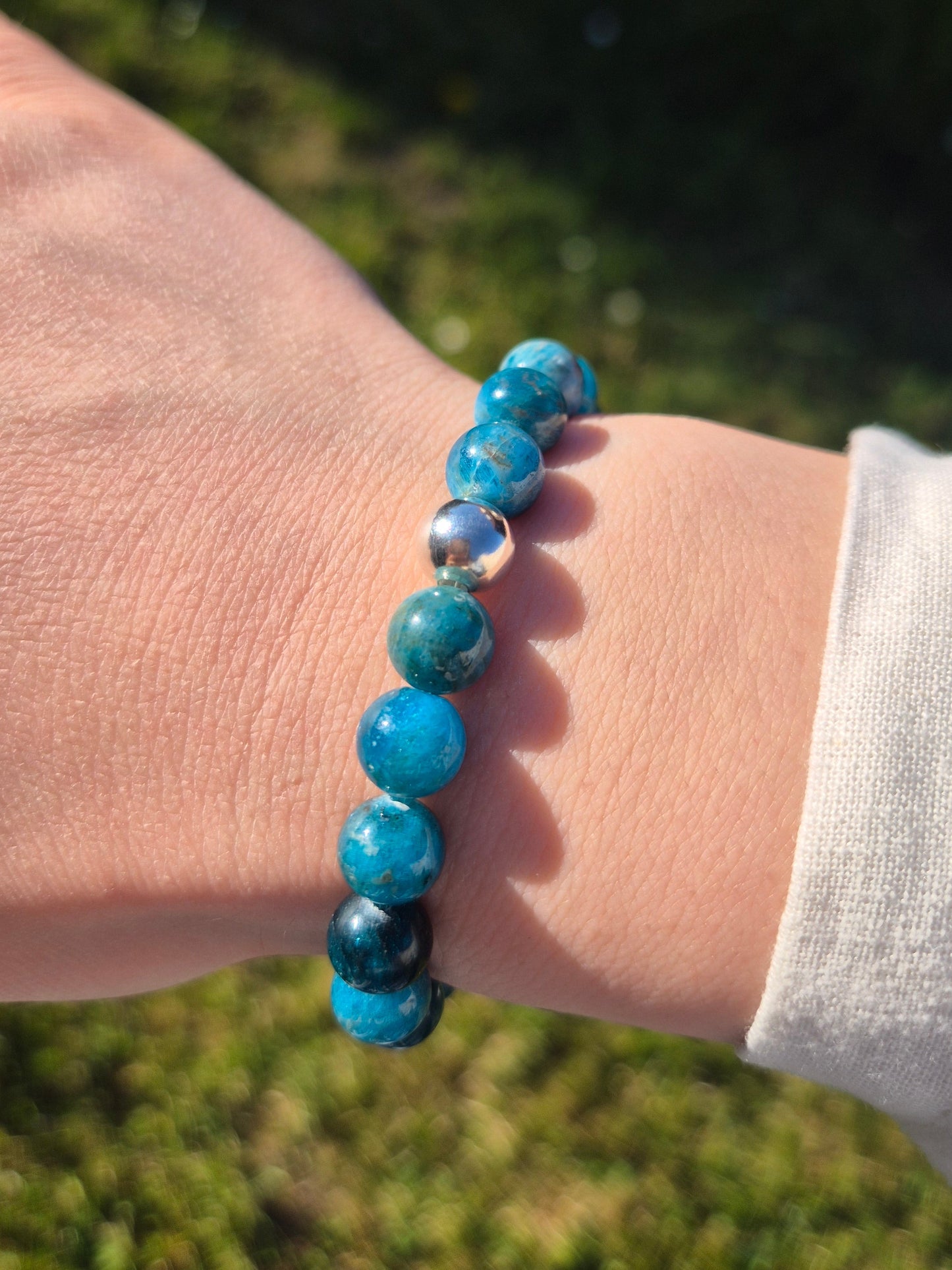 Nahle® 8mm Apatit Naturstein-Armband 925 Silberperle