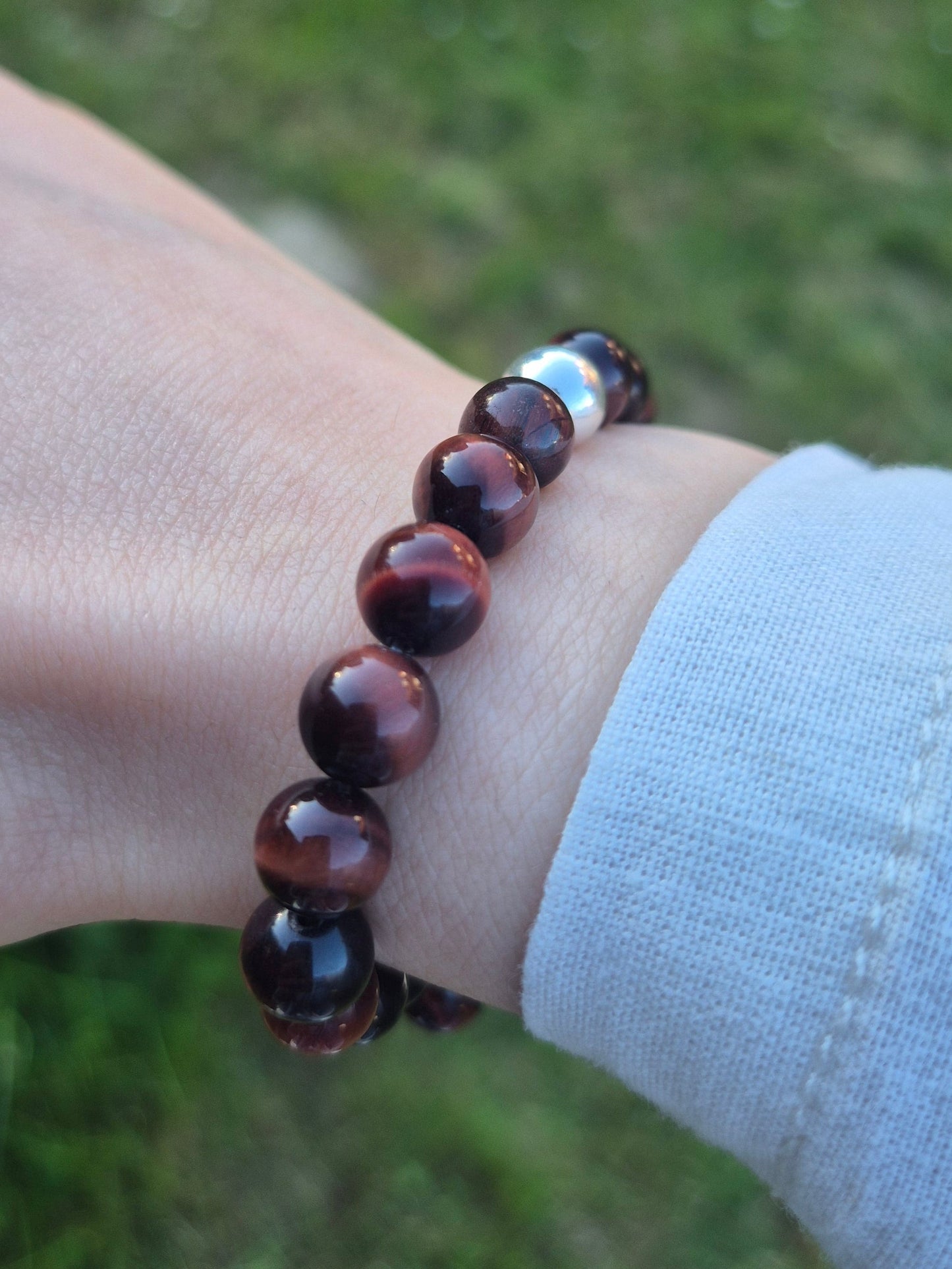 Nahle® 8mm Roter Tigerauge Naturstein-Armband 925 Silberperle