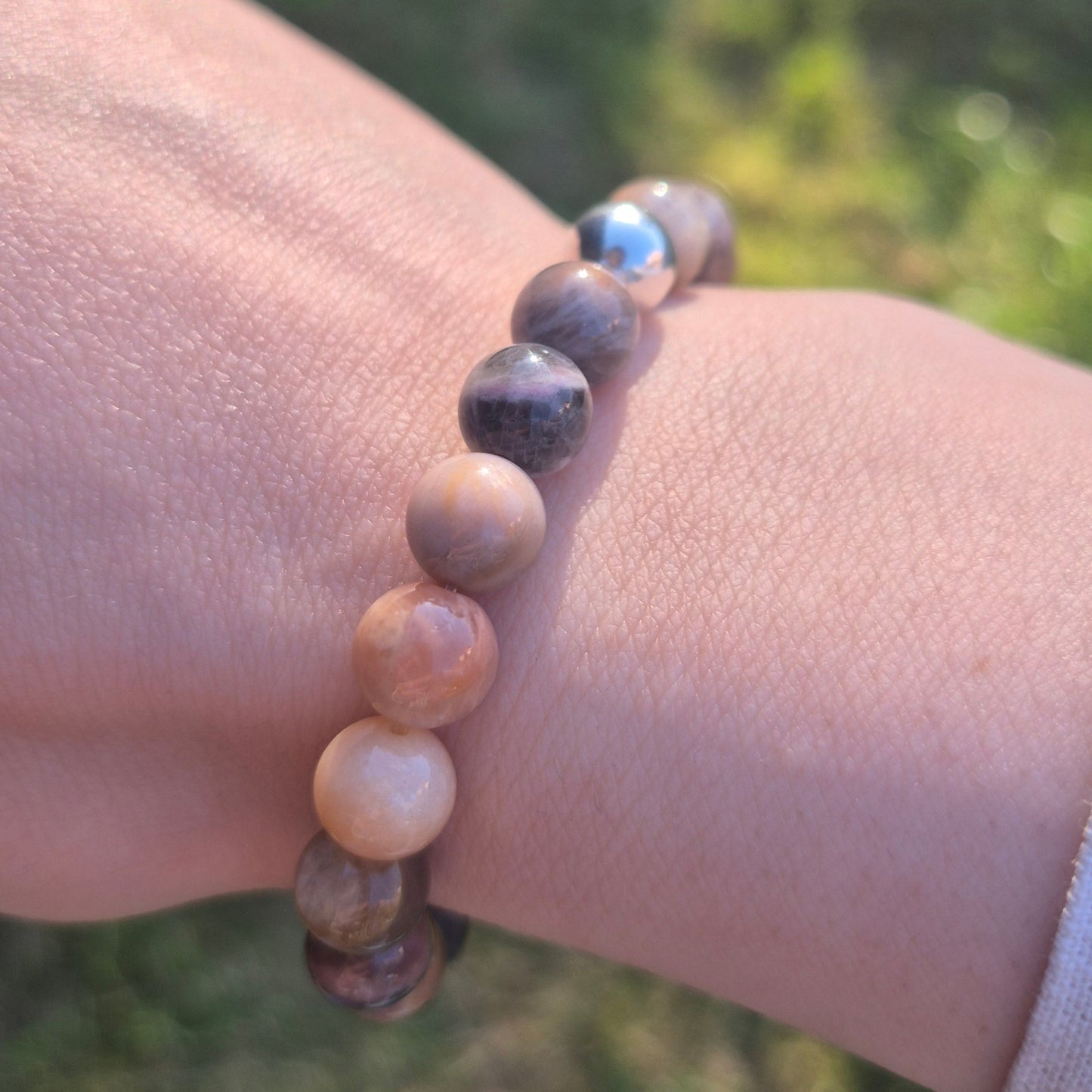 Nahle® 8mm Schwarzer Mondstein Naturstein-Armband 925 Silberperle