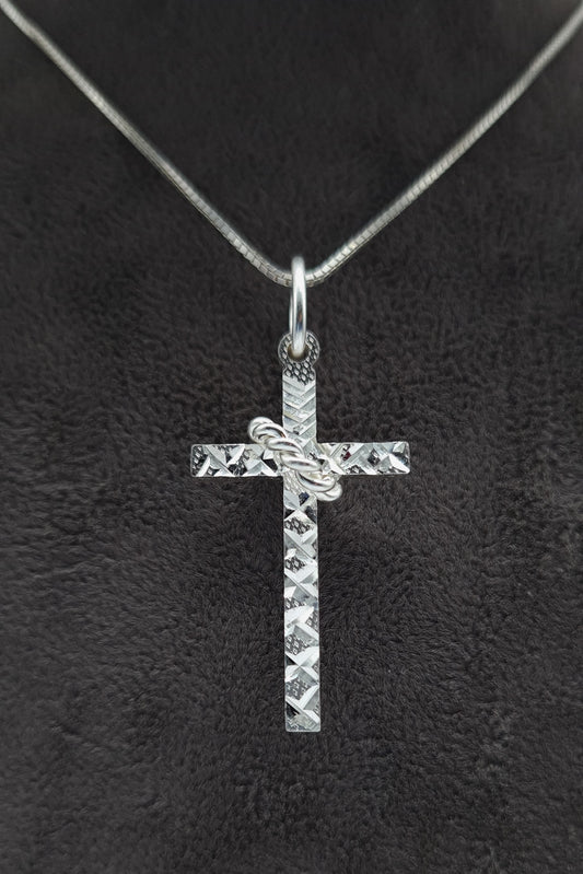 Silberhalskette Kreuz mit Kranz