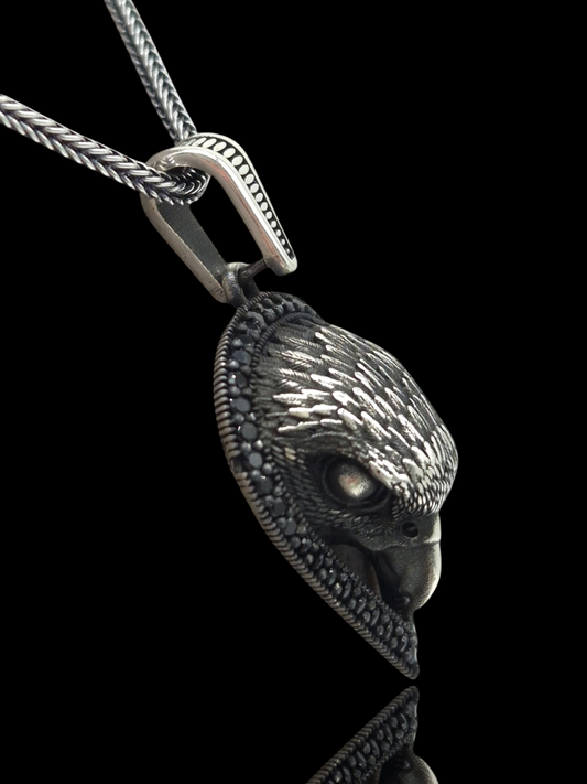 Silber Fuchsschwanzkette Falkenkopf